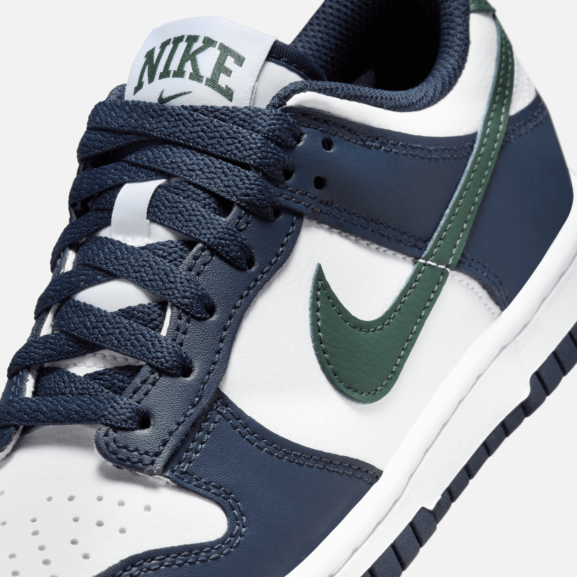 Nike sb dunks low obsidian hot sale
