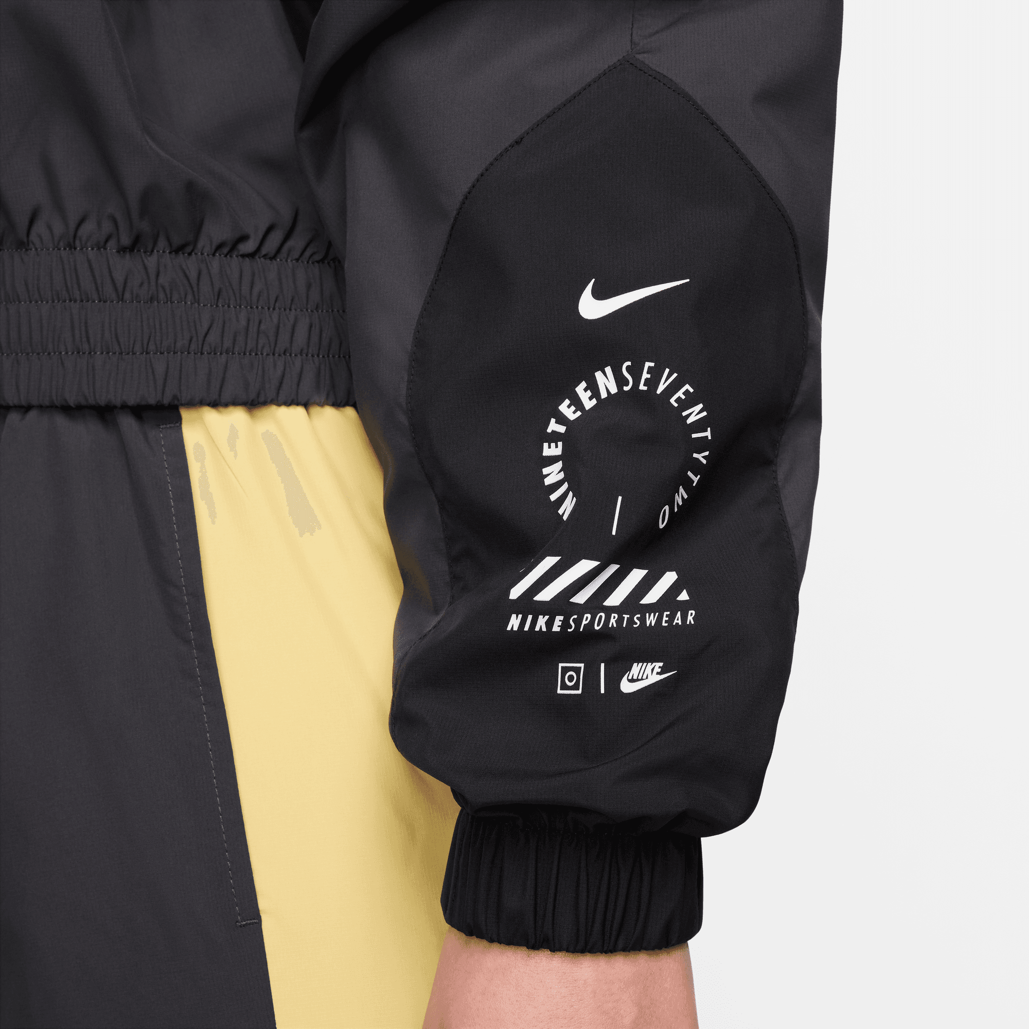 Nike Sportswear Women's Woven Dark Smoke Grey Street Jacket
