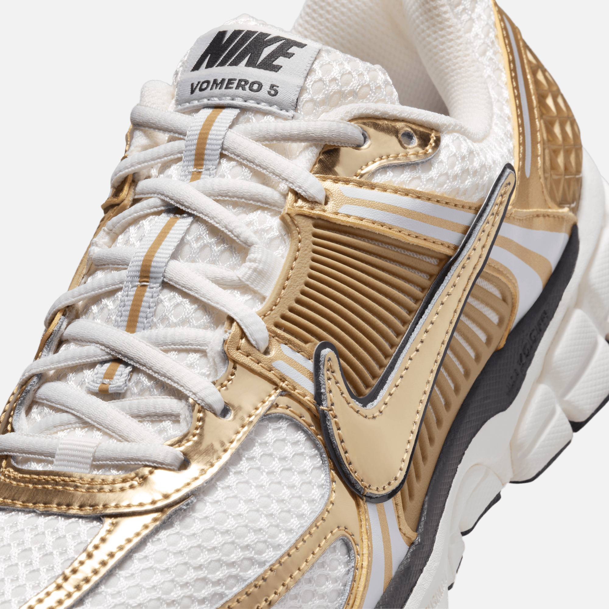 Nike Women's Zoom Vomero 5 Metallic Gold
