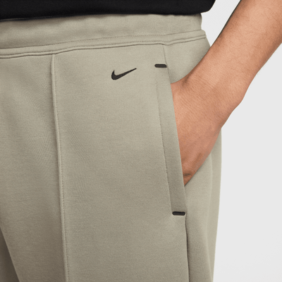Nike Tech Light Army Wide-Leg Fleece Pants – Puffer Reds