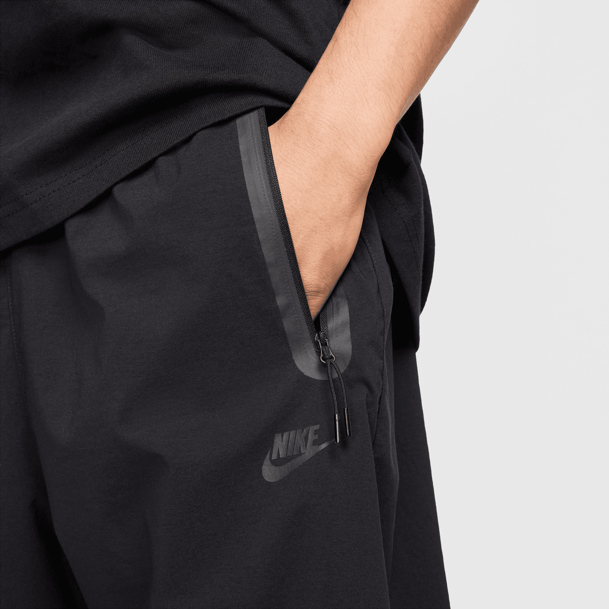 Nike Tech Woven Oversized Black Pants
