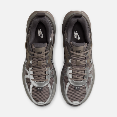 Nike V2K Run Cave Stone Metallic Silver
