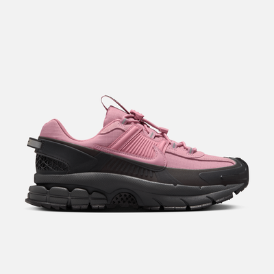 Nike Women's Zoom Vomero Roam Elemental Pink