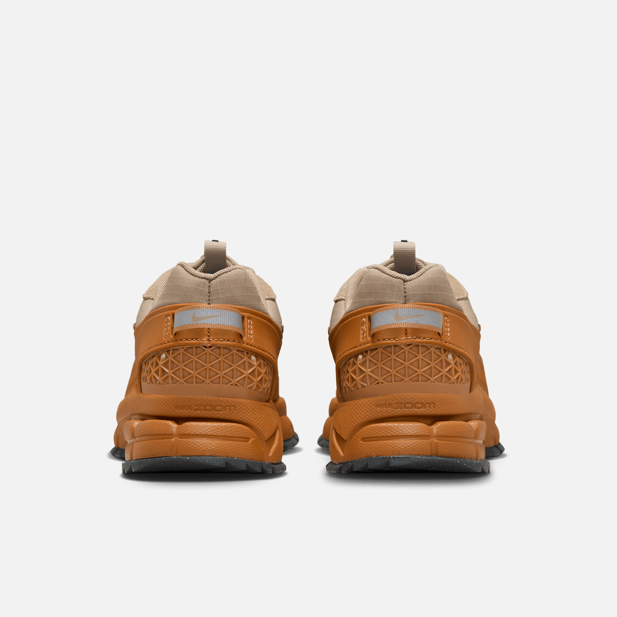 Nike Women's Zoom Vomero Roam Flax