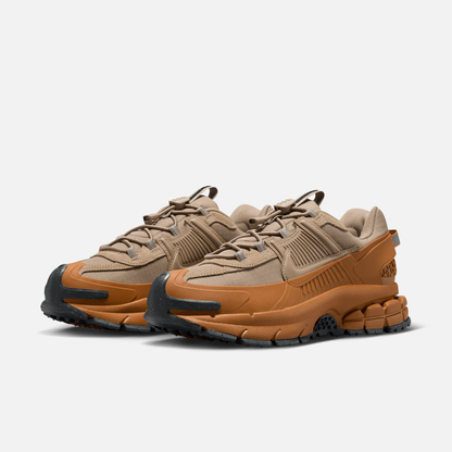 Nike Women's Zoom Vomero Roam Flax