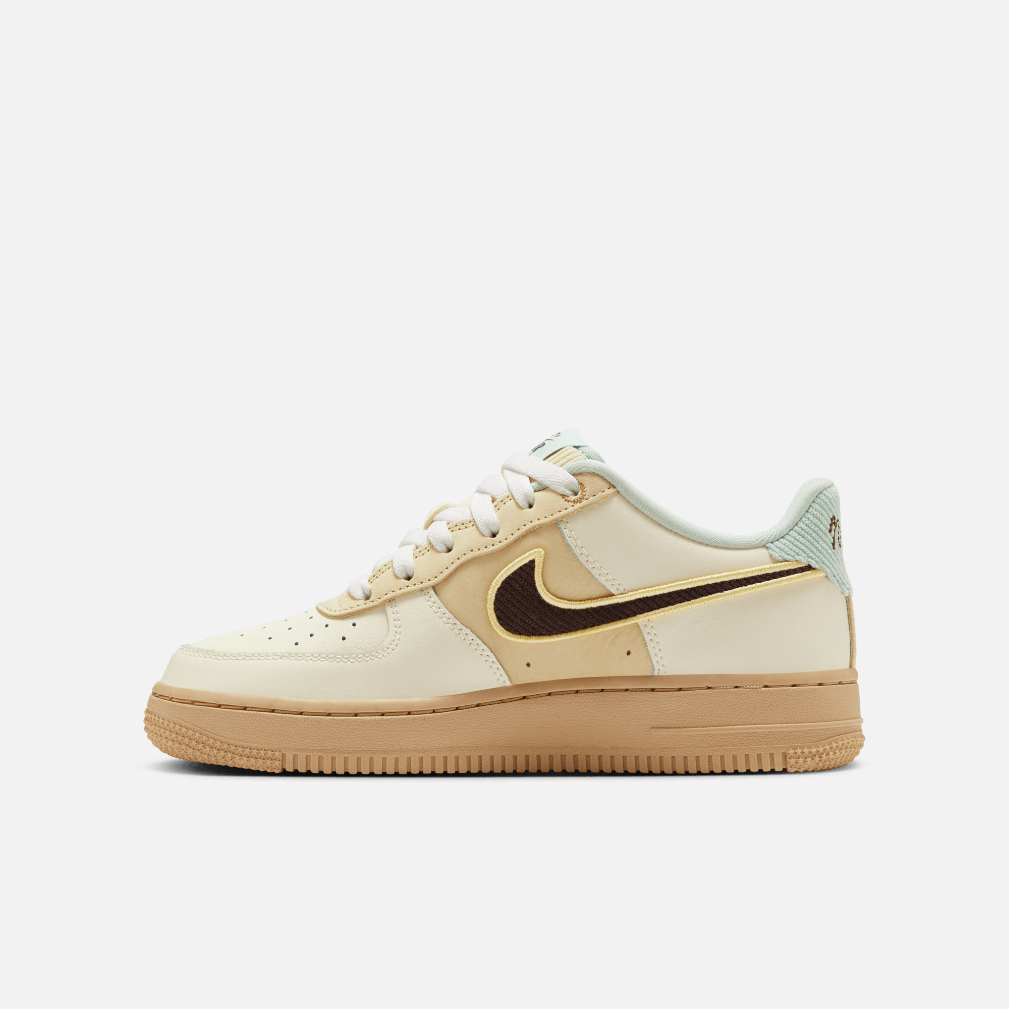 Nike Big Kids' Air Force 1 Low Passing Notes (GS)