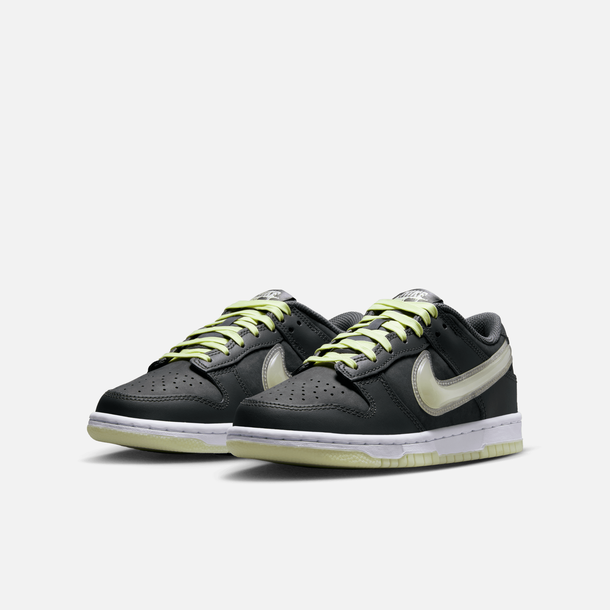 Nike Big Kids' Dunk Low Halloween Glow In The Dark (GS)