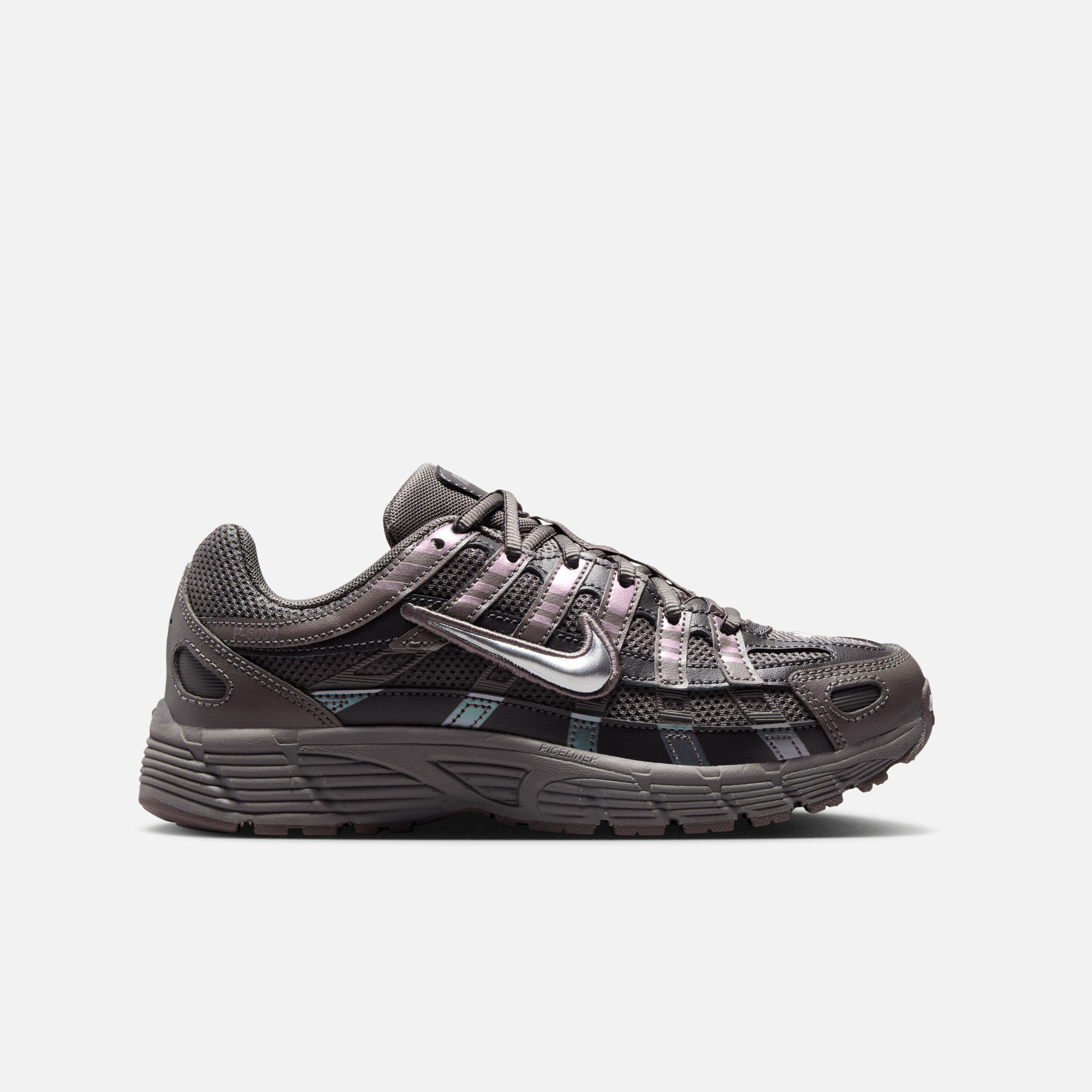 Gspuffer Nike Big Kids' P-6000 Cave Stone (GS) – Puffer Reds