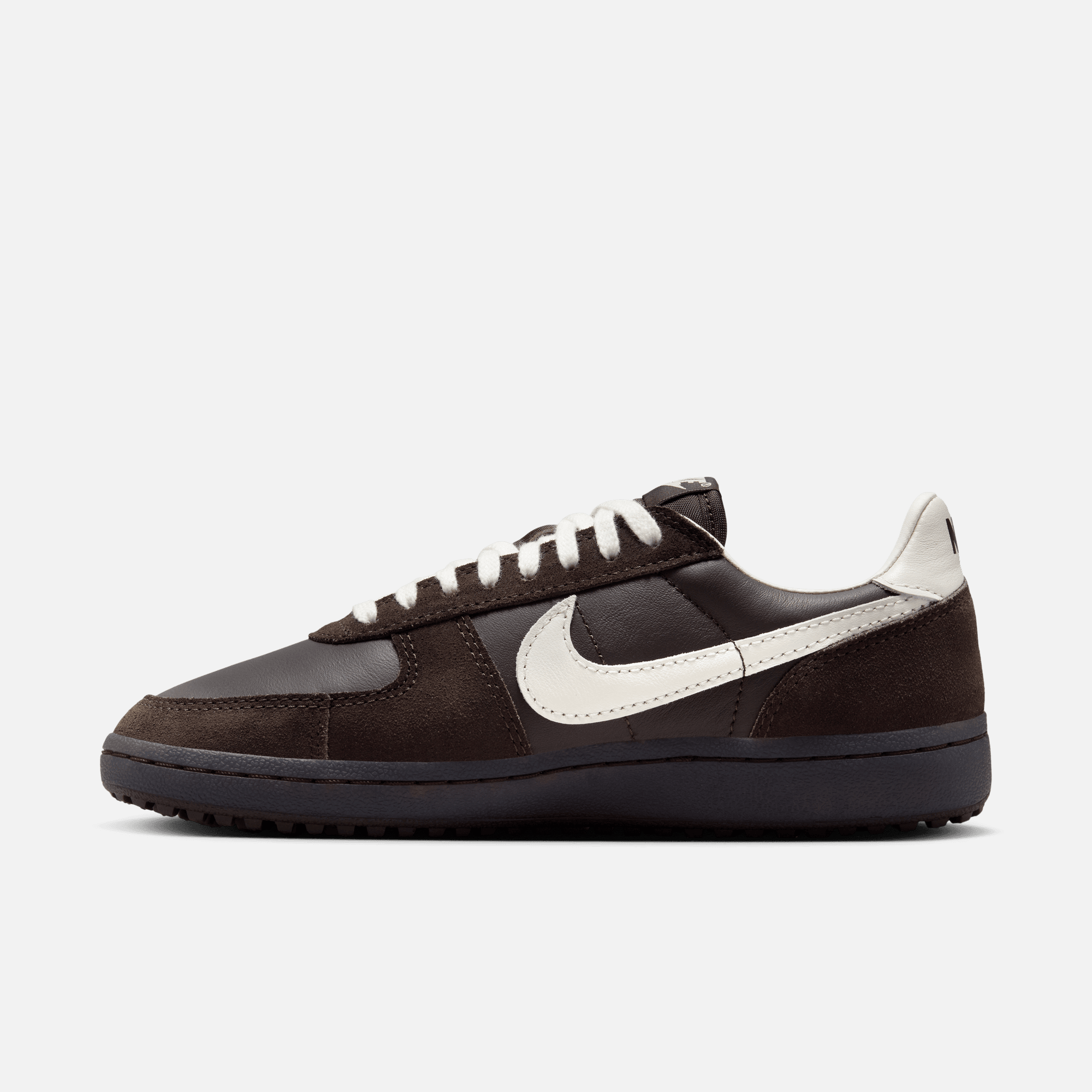 Nike Women's Field General Velvet Brown