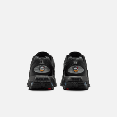 Nike Big Kids' Air Max DN Black Metallic Silver (GS)