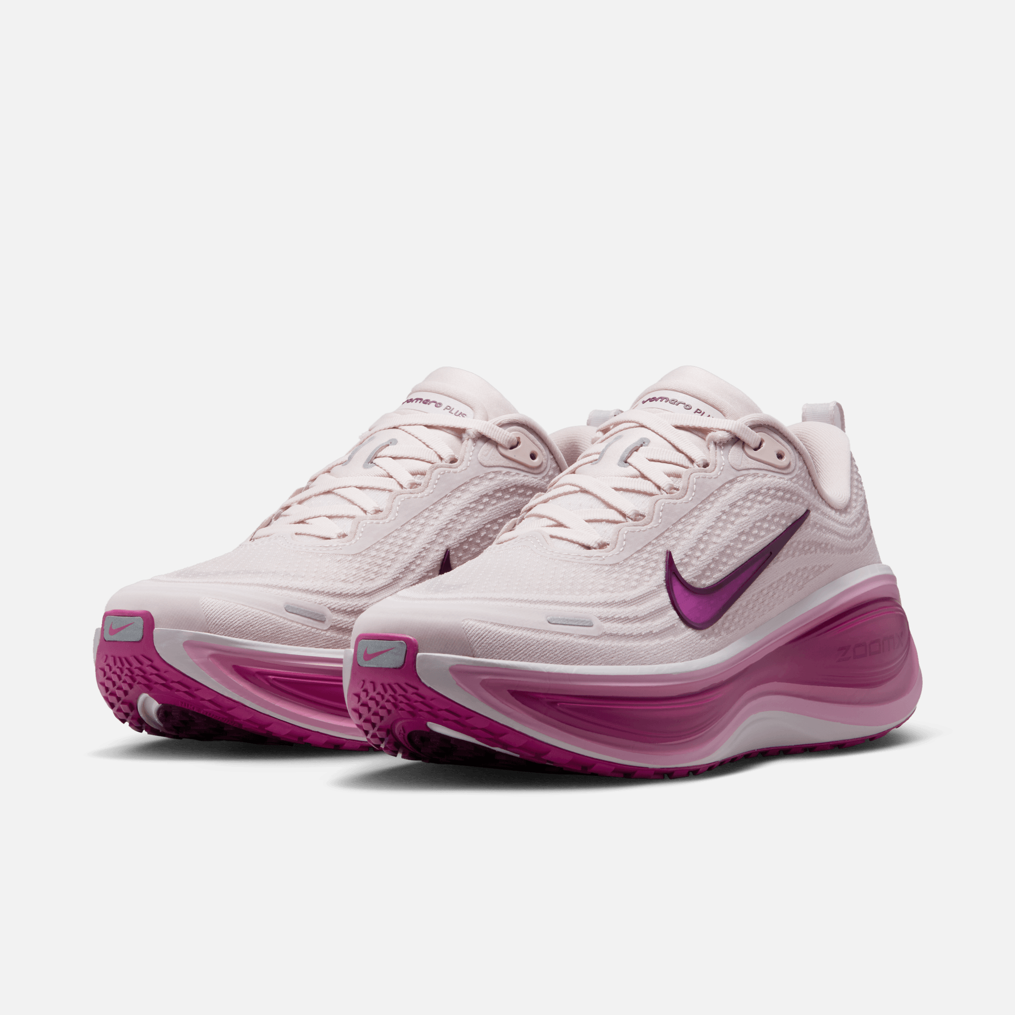 Nike Women's Vomero Plus Silt Red Sweet Beet Bordeaux