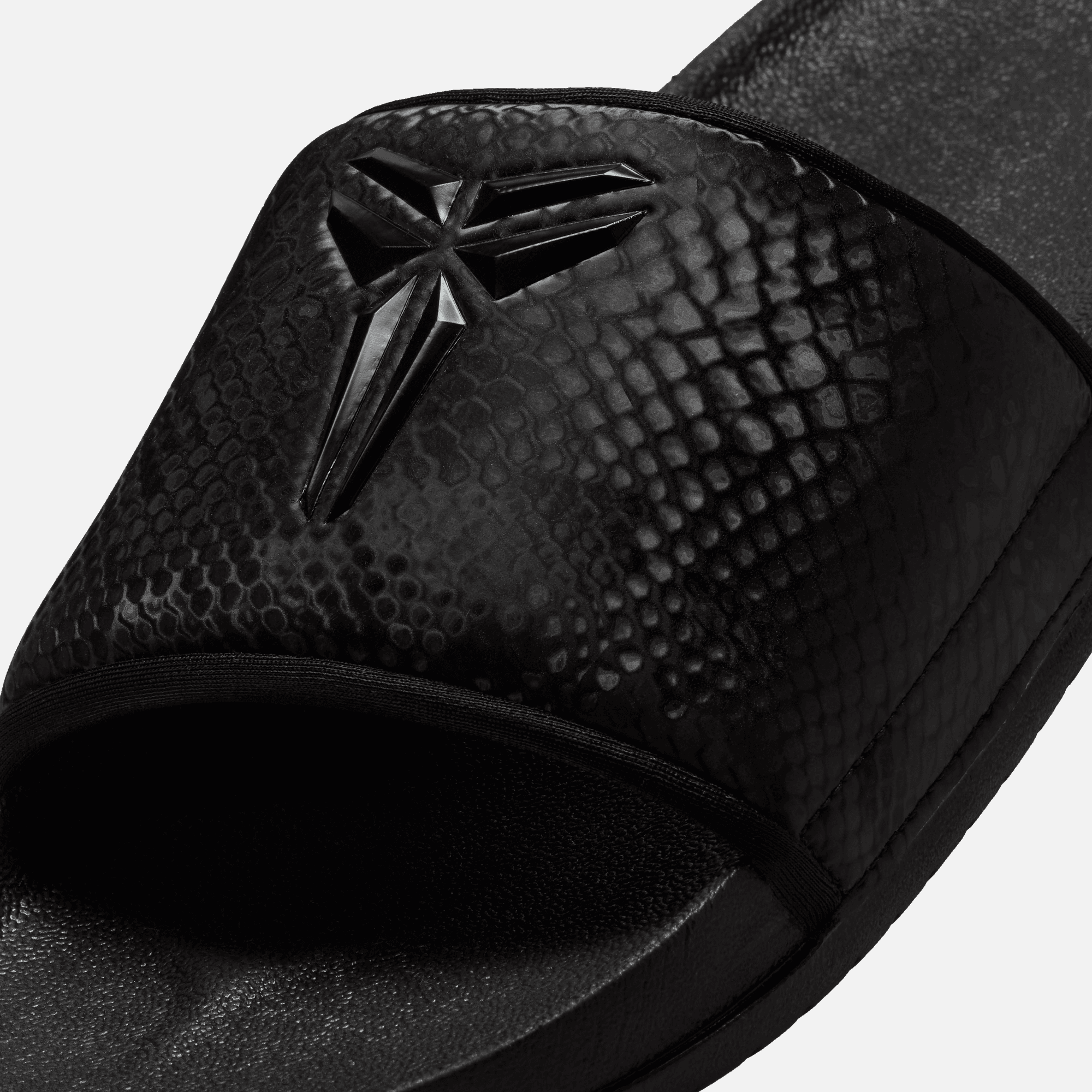 Nike Kobe Offcourt Triple Black Slides
