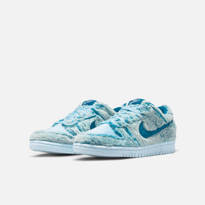 Nike Big Kids' Dunk Low Abominable Snowman (GS)