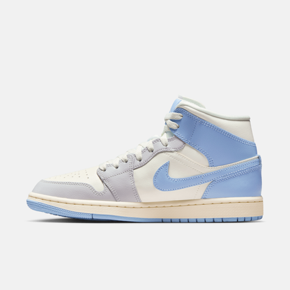 Air Jordan Women's 1 Mid Psychic Blue
