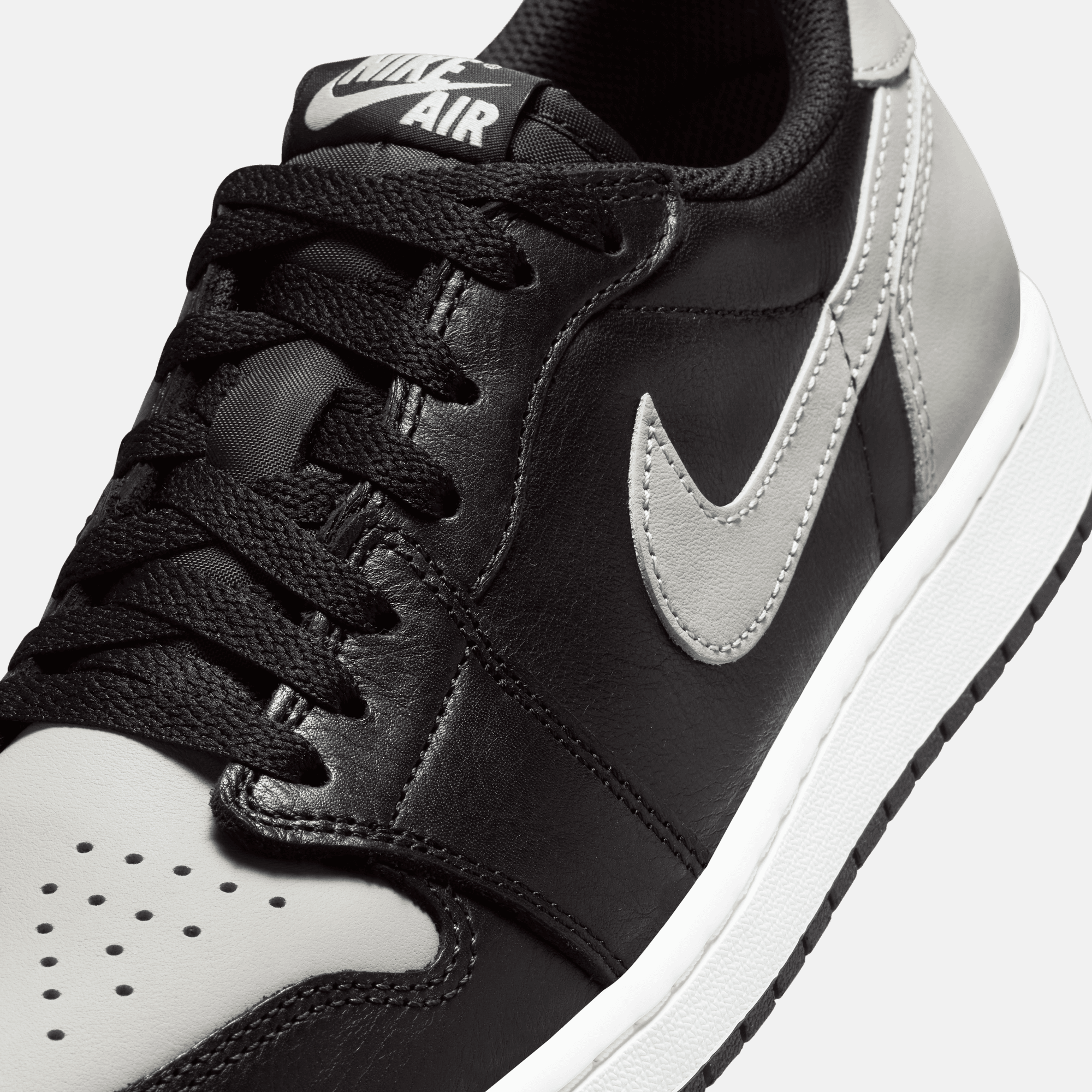 Air Jordan 1 Low OG 'Shadow'