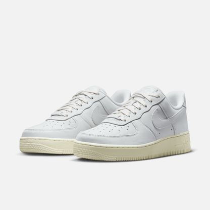 Nike Women's Air Force 1 Premium Summit White