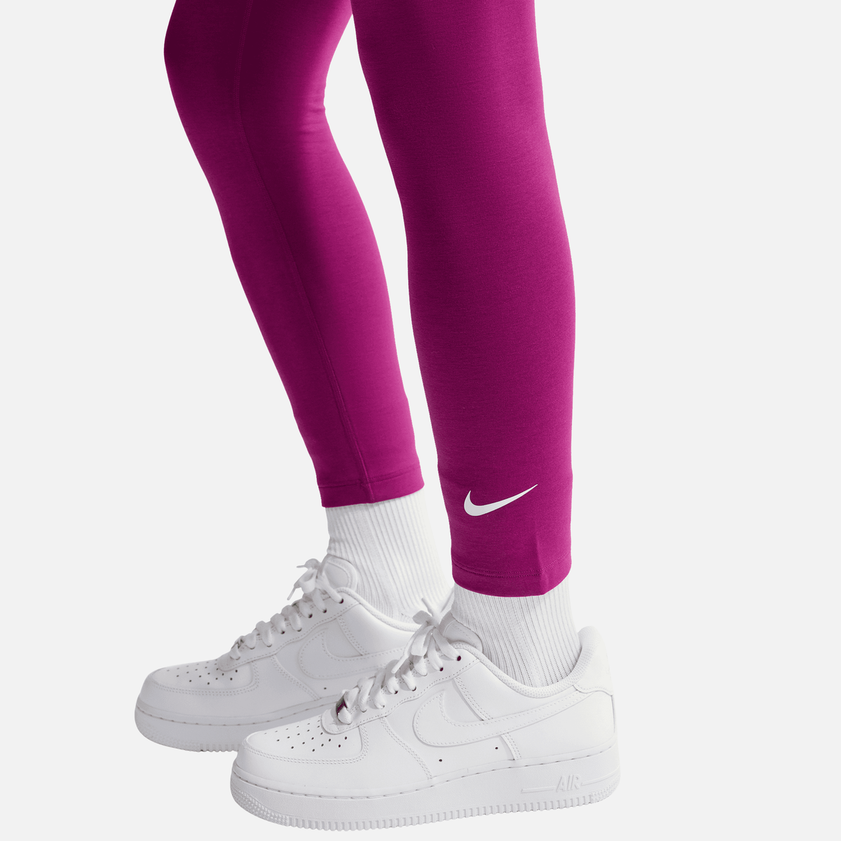 Nike Women's Sportswear Classic High-Waisted 7/8 Berry Leggings