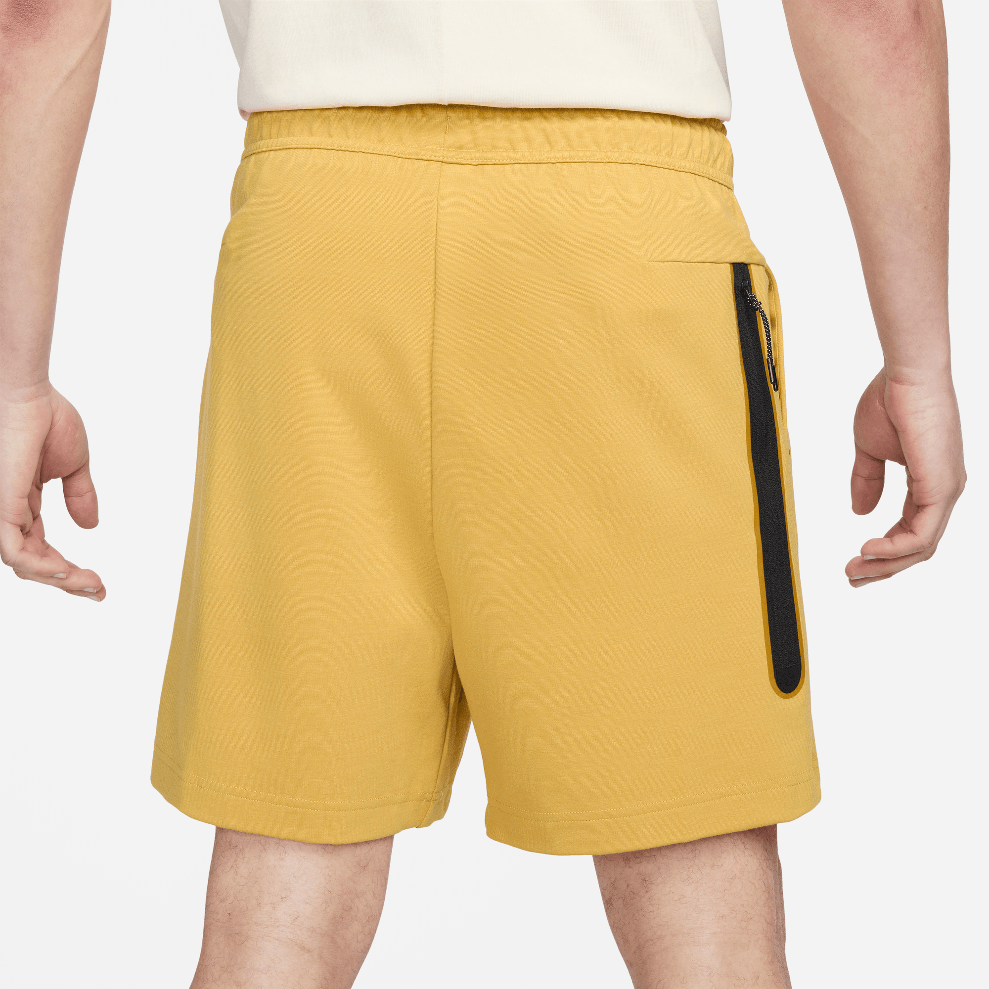 Nike Sportswear Tech Fleece Yellow Shorts â Puffer Reds
