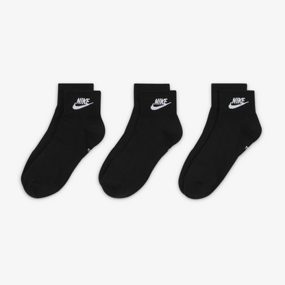 Nike Everyday Essential Ankle Socks (3 Pairs)