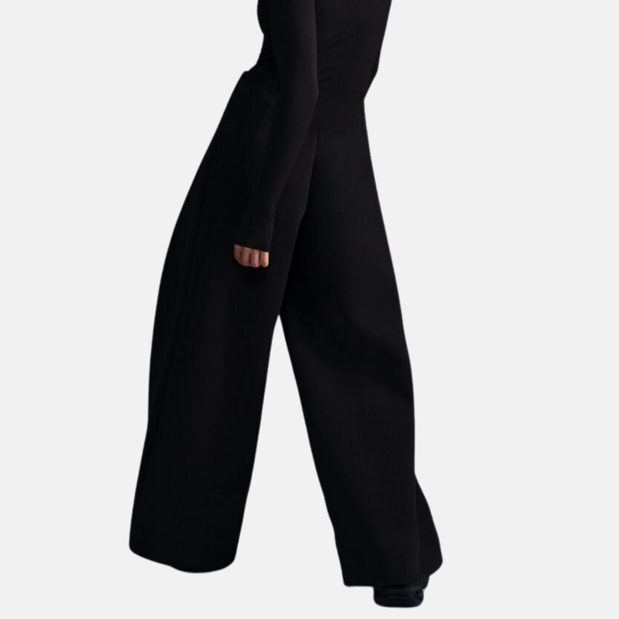 Nike Women's Sportswear Tech Fleece Black High-Waisted Pleated Pants