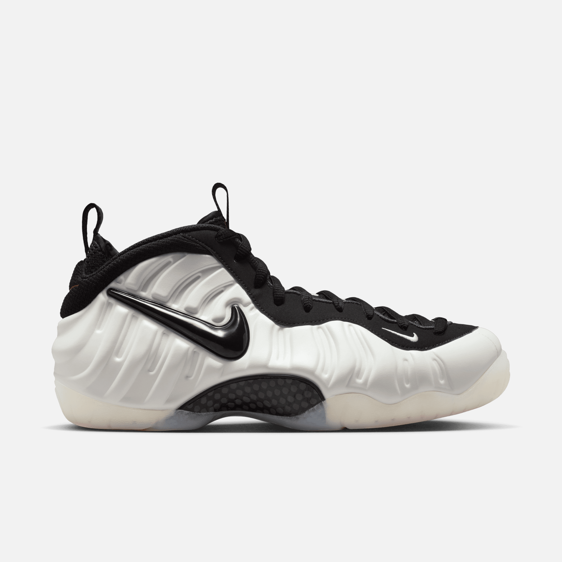 Nike Air Foamposite Pro Pearl – Puffer Reds