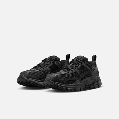 Nike Big Kids' Vomero 5 Reflective Accents Black (GS)