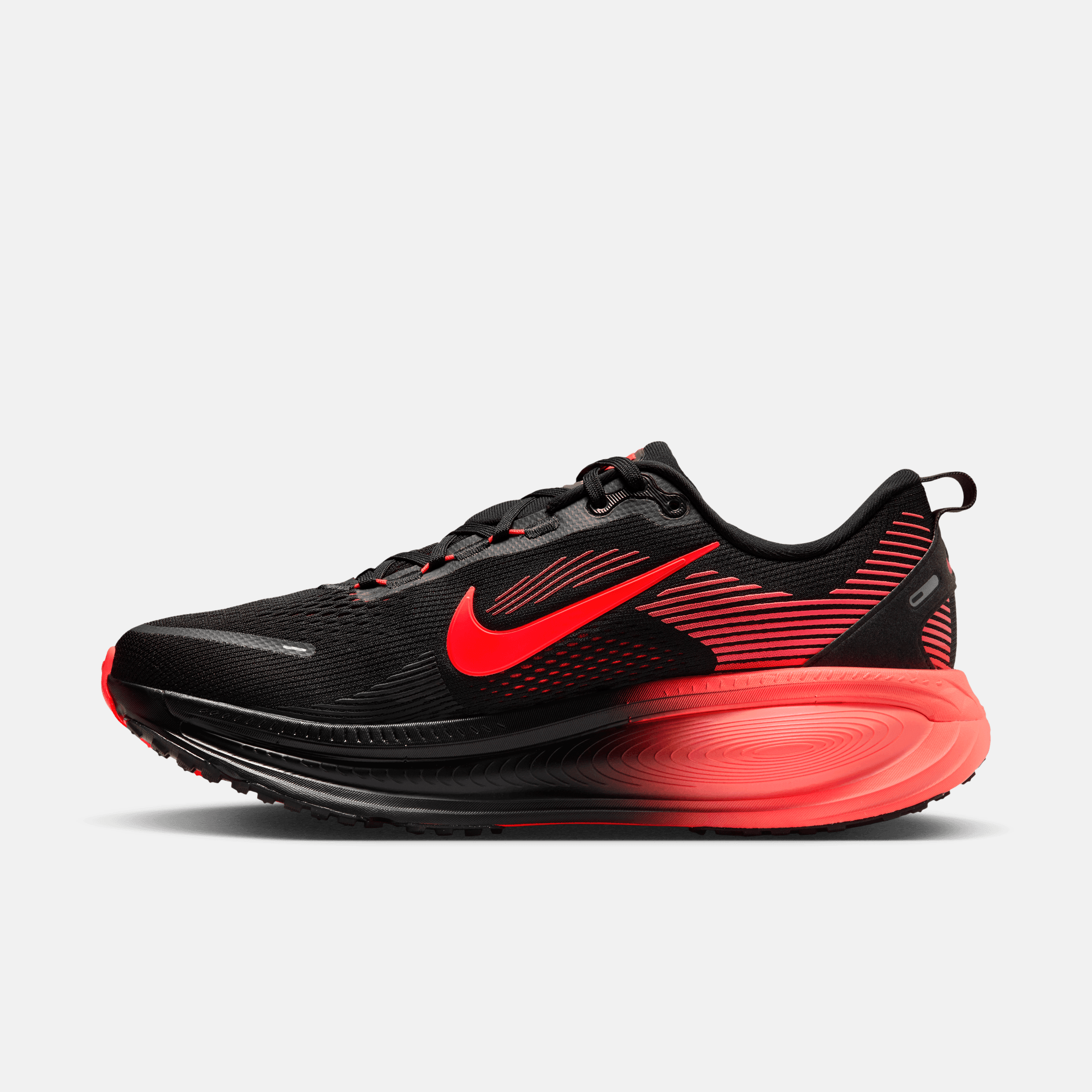Nike Vomero 18 Black Bright Crimson