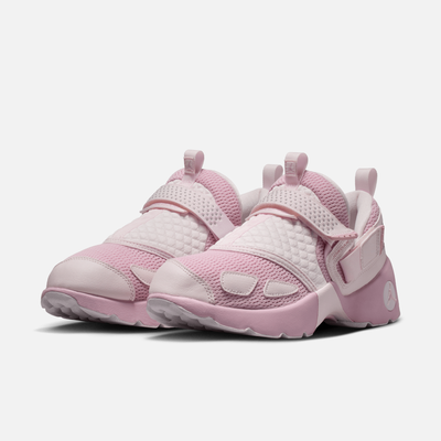 Air Jordan Women's Trunner LX Iced Carmine