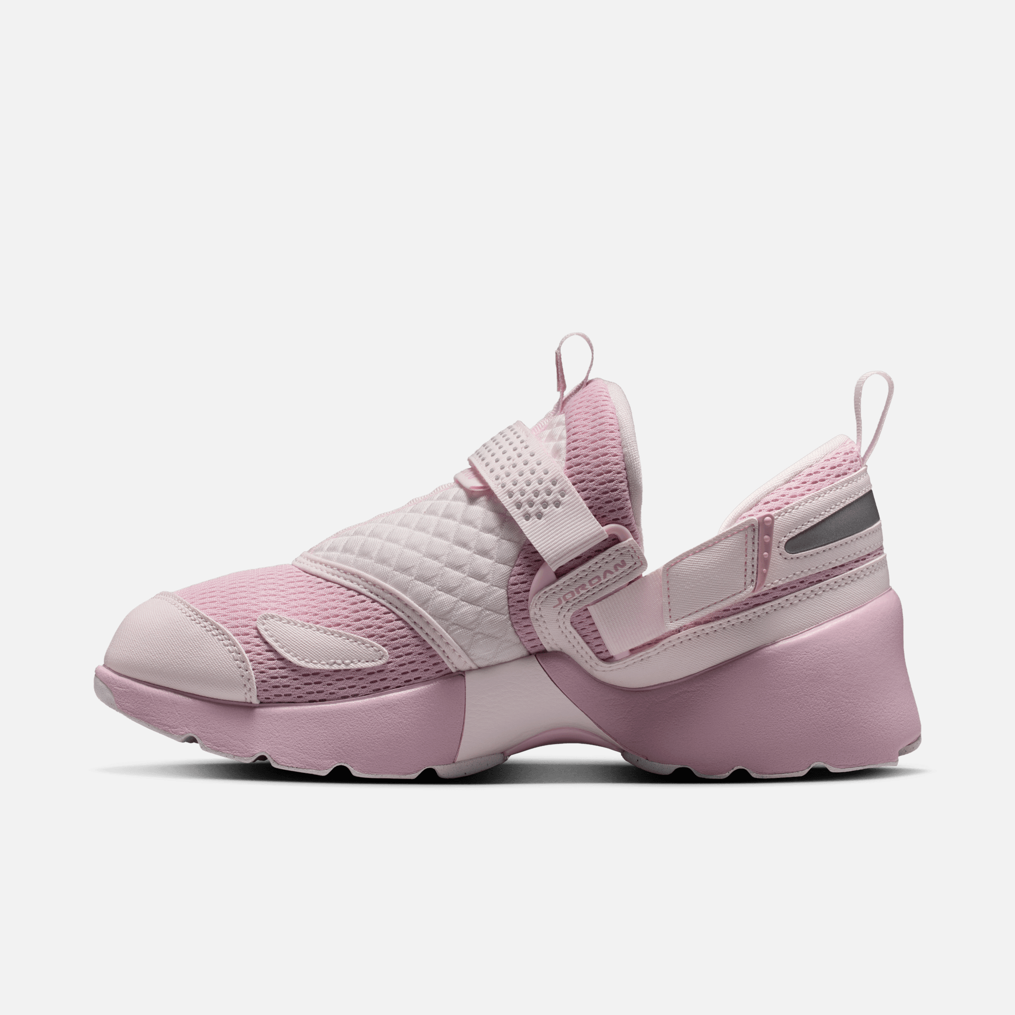 Air Jordan Women's Trunner LX Iced Carmine