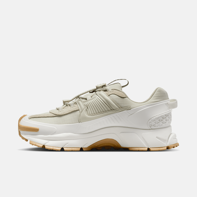 Nike Women's Zoom Vomero Roam Sail Gum