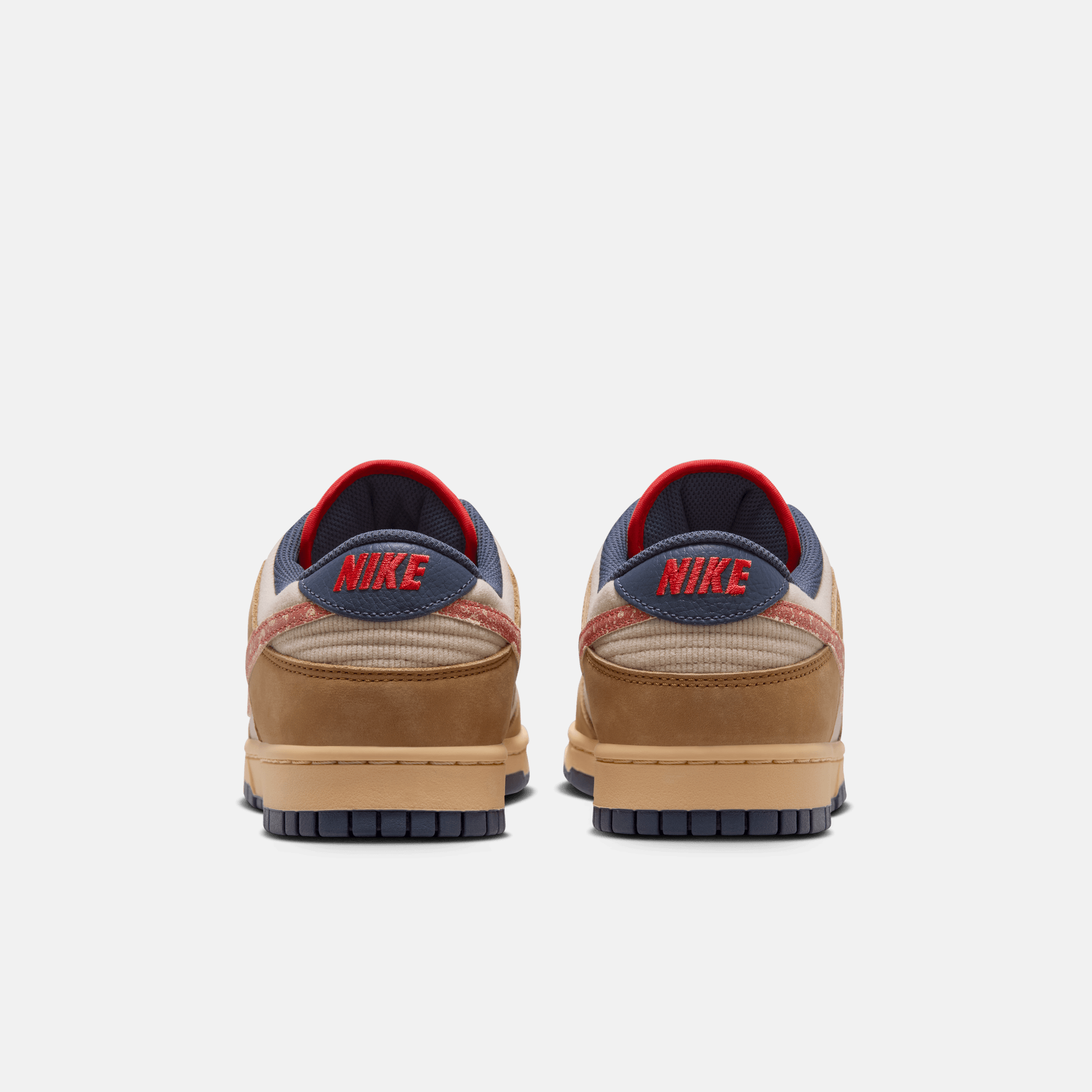 Nike Dunk Low 'Sketch & Exploration' – Puffer Reds Nike Dunk Low 'Sketch & Exploration' – Puffer Reds
