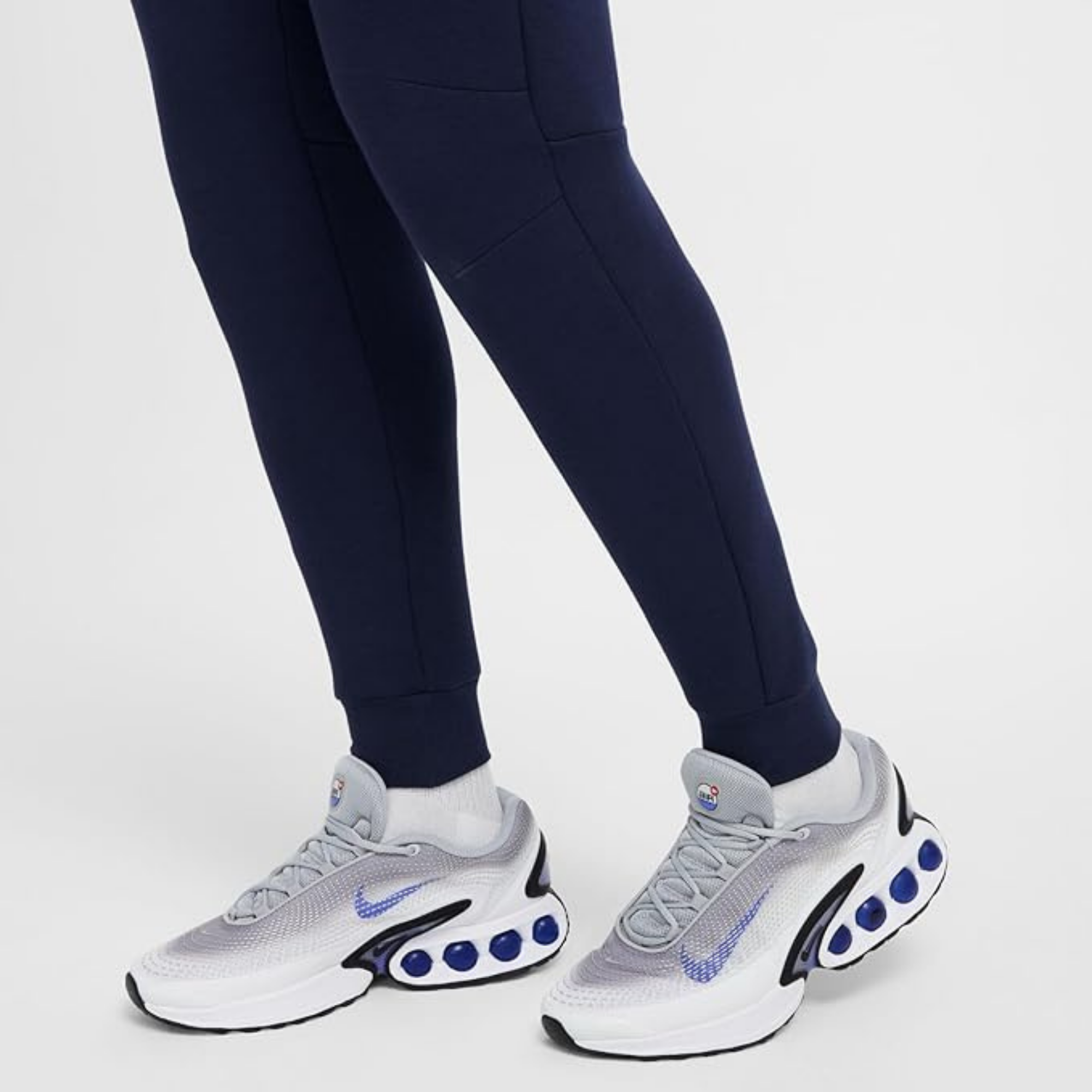 nike tech fleece woven joggers in midnight navy