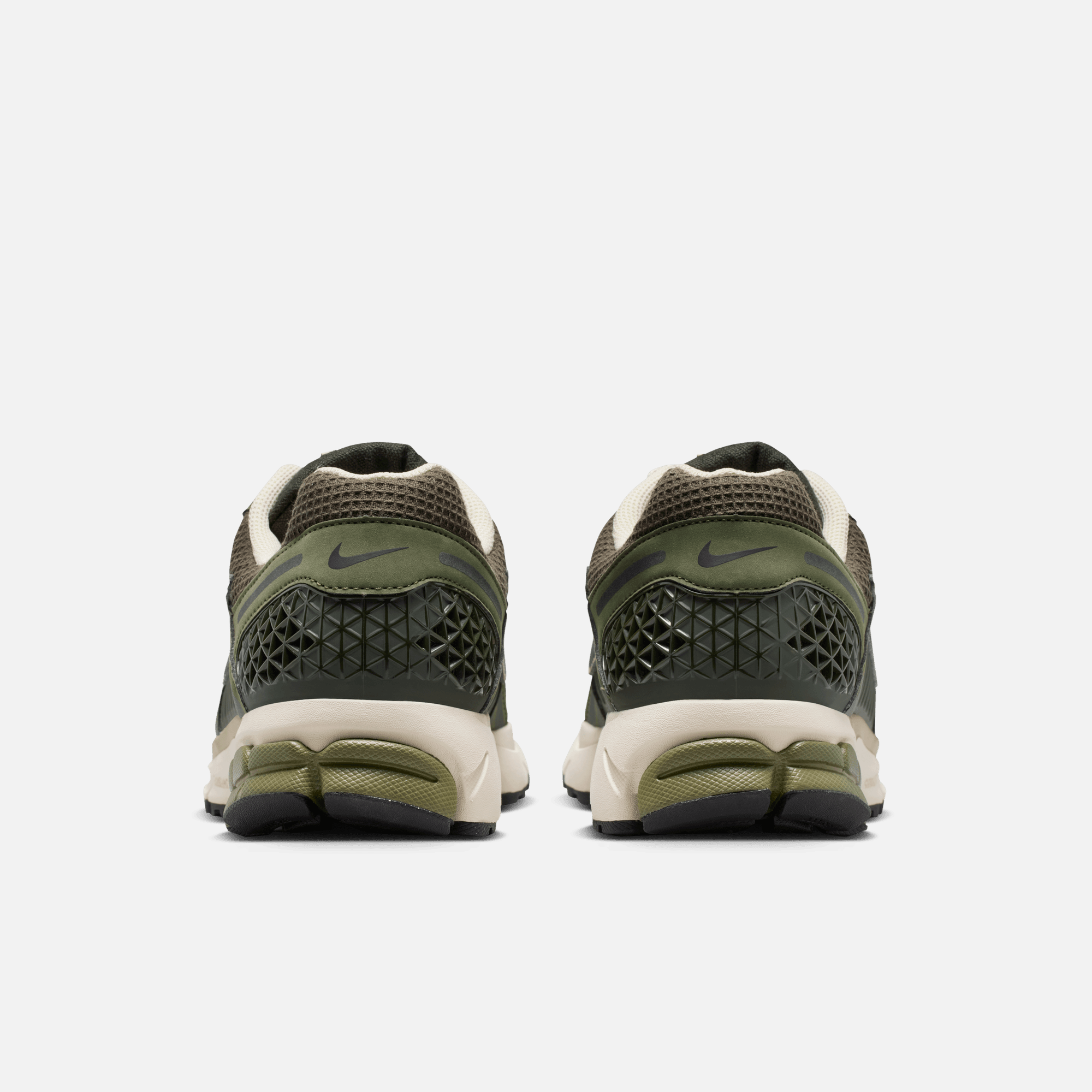 Nike Zoom Vomero 5 Army Olive Sequoia