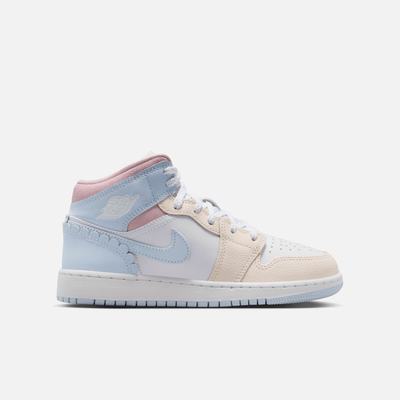 Air Jordan Big Kids' 1 Mid SE Love Is In The Air (GS)