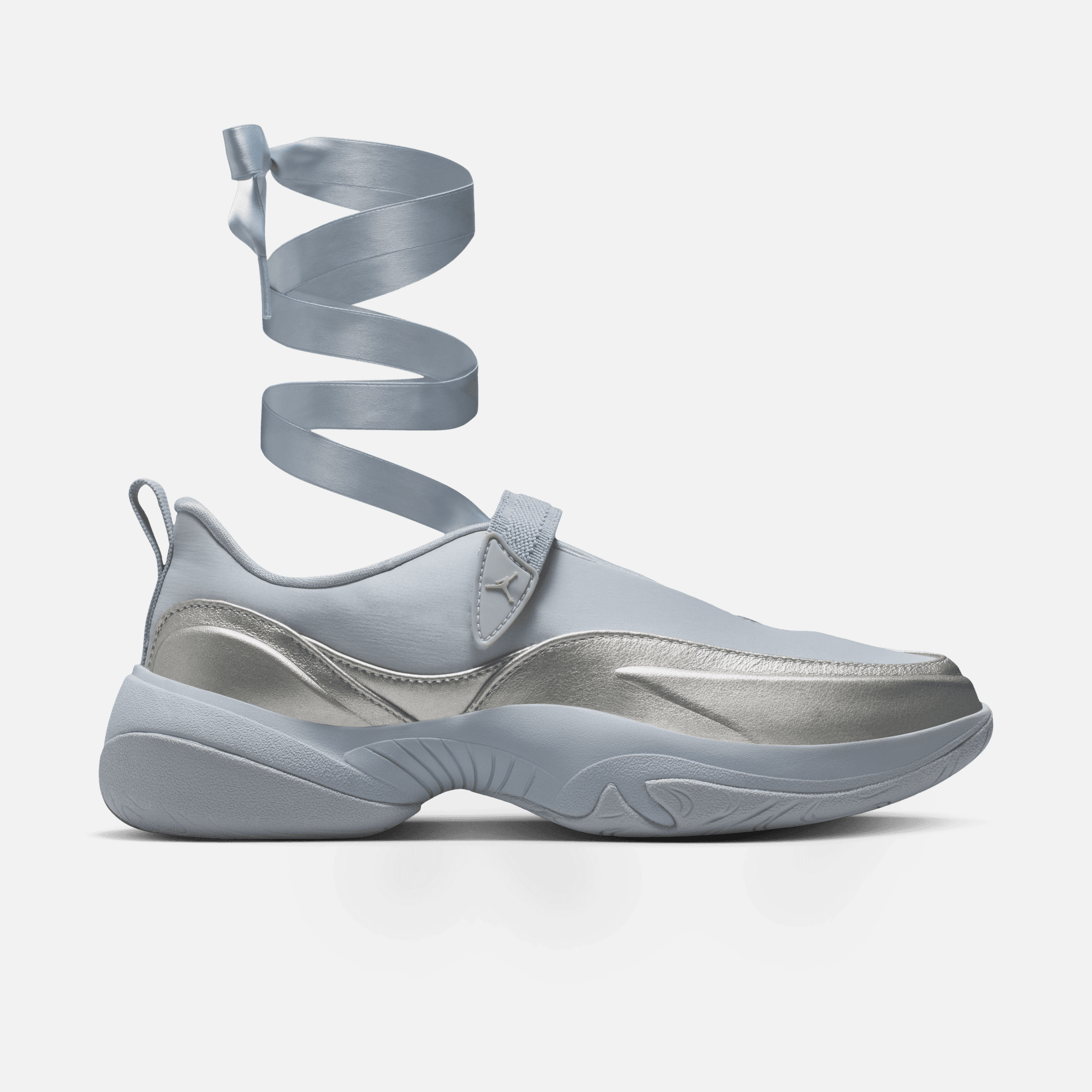 Air Jordan Women's Pointe Metallic Silver Photon Dust Grey