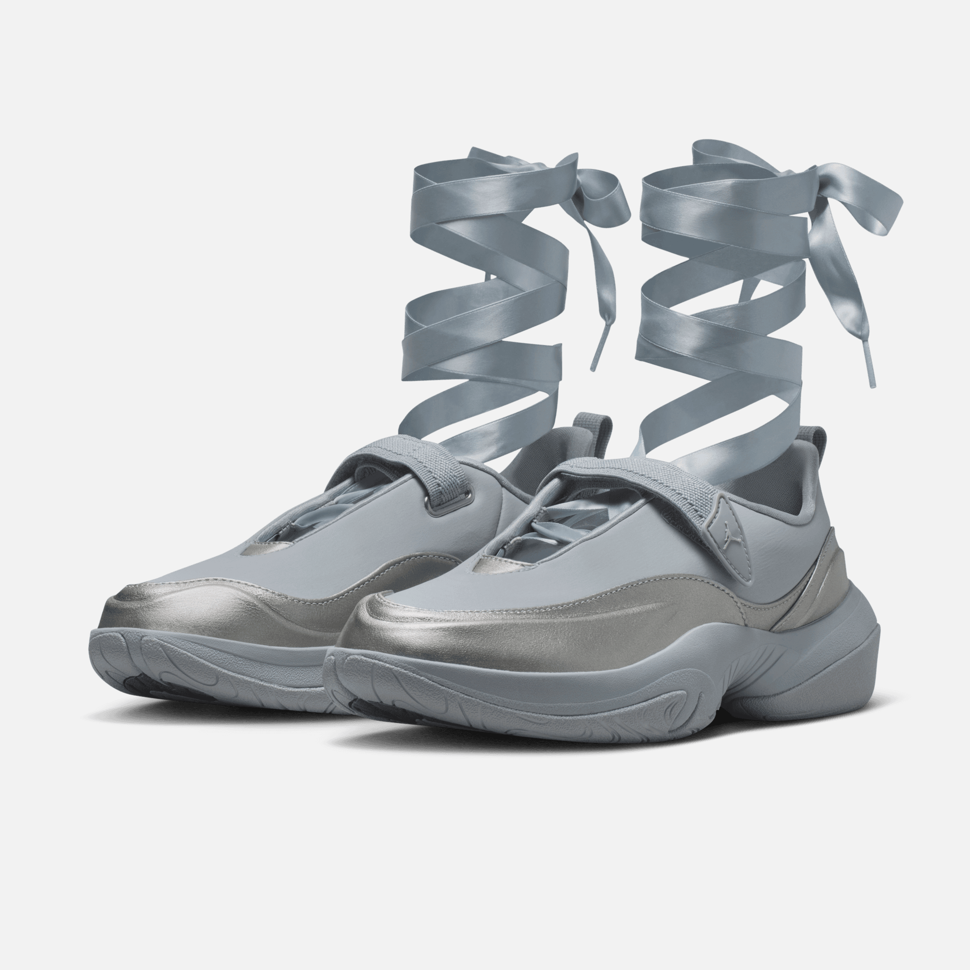 Air Jordan Women's Pointe Metallic Silver Photon Dust Grey