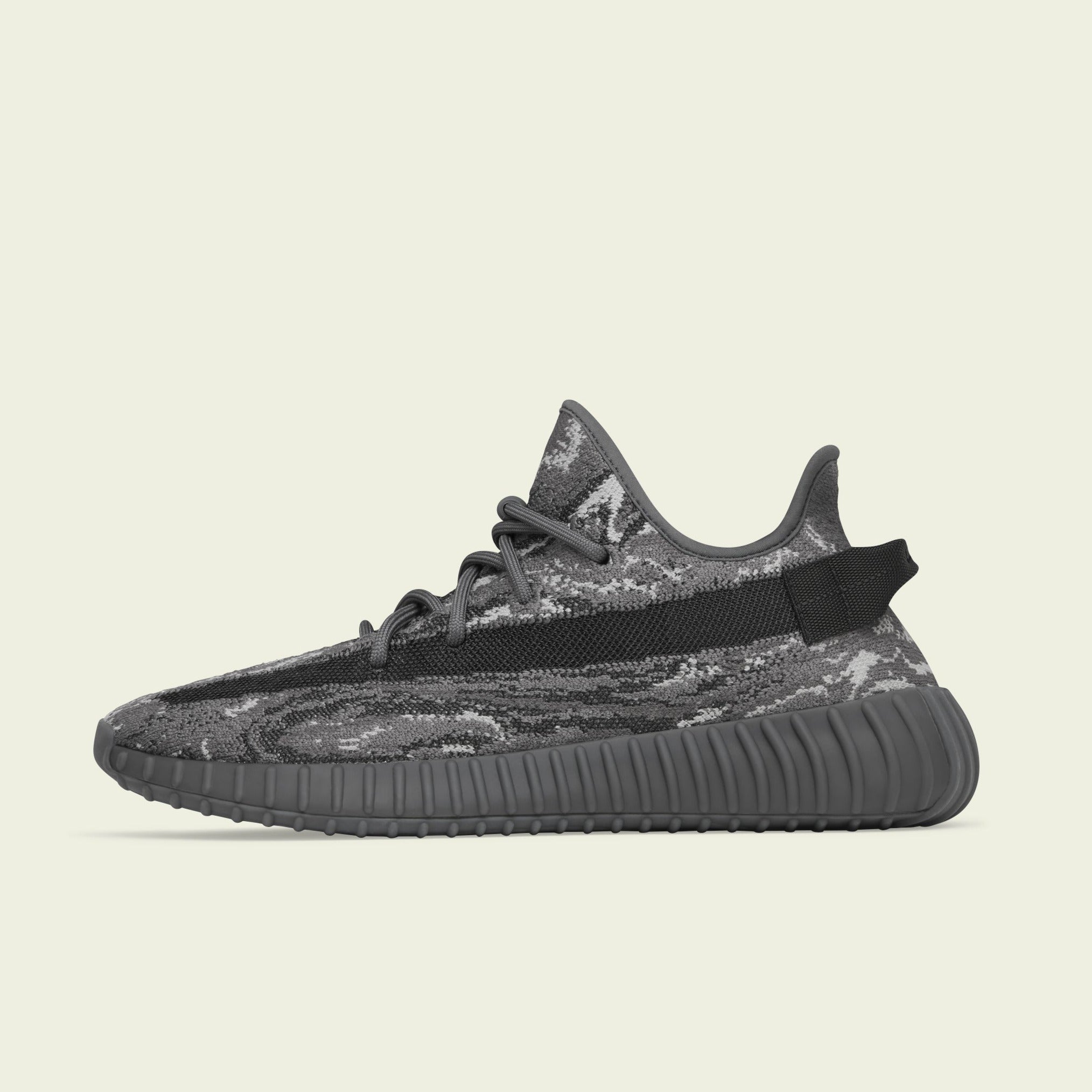 Adidas Yeezy Boost 350 V2 'Dark Salt' – Puffer Reds