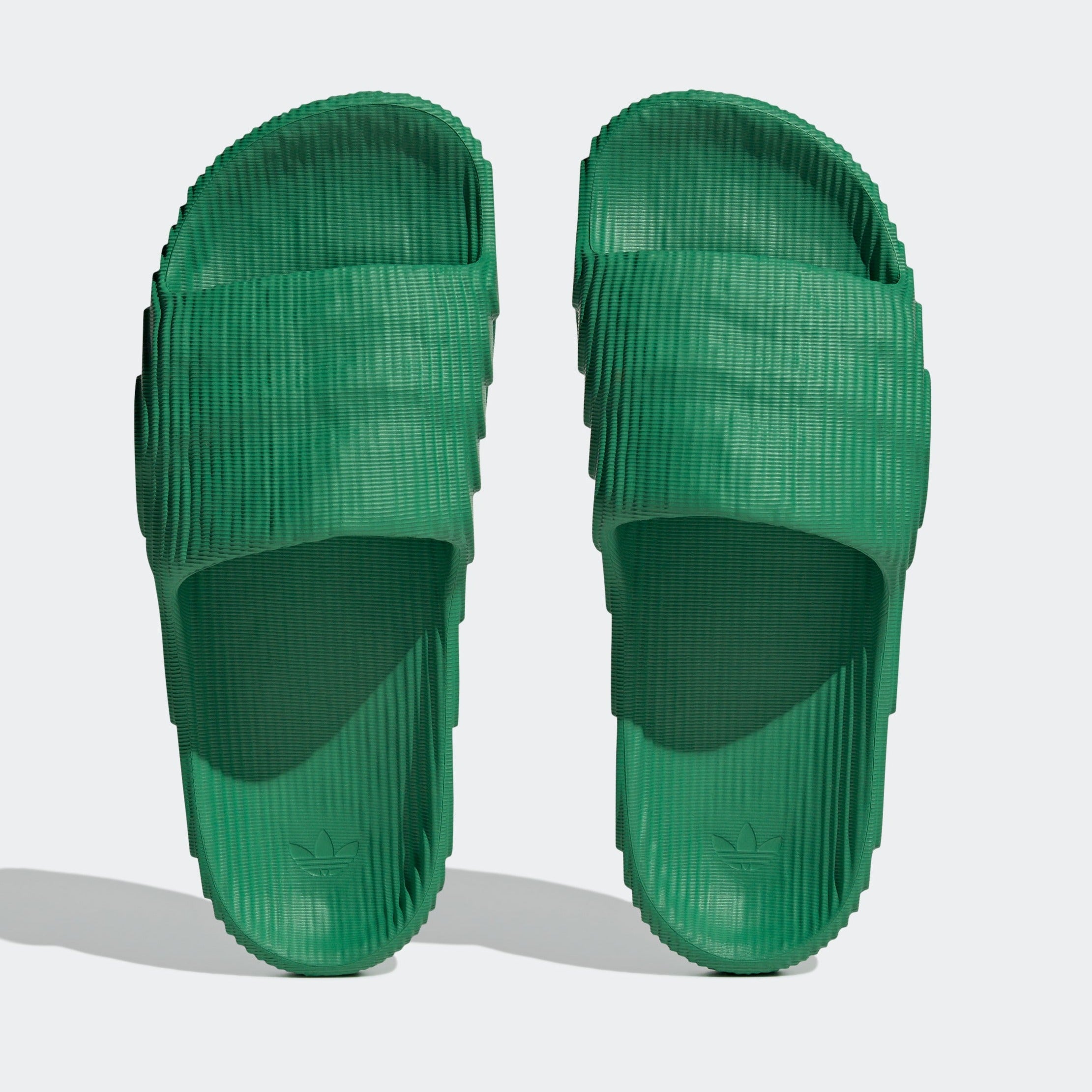 Adidas adilette outlet slides green