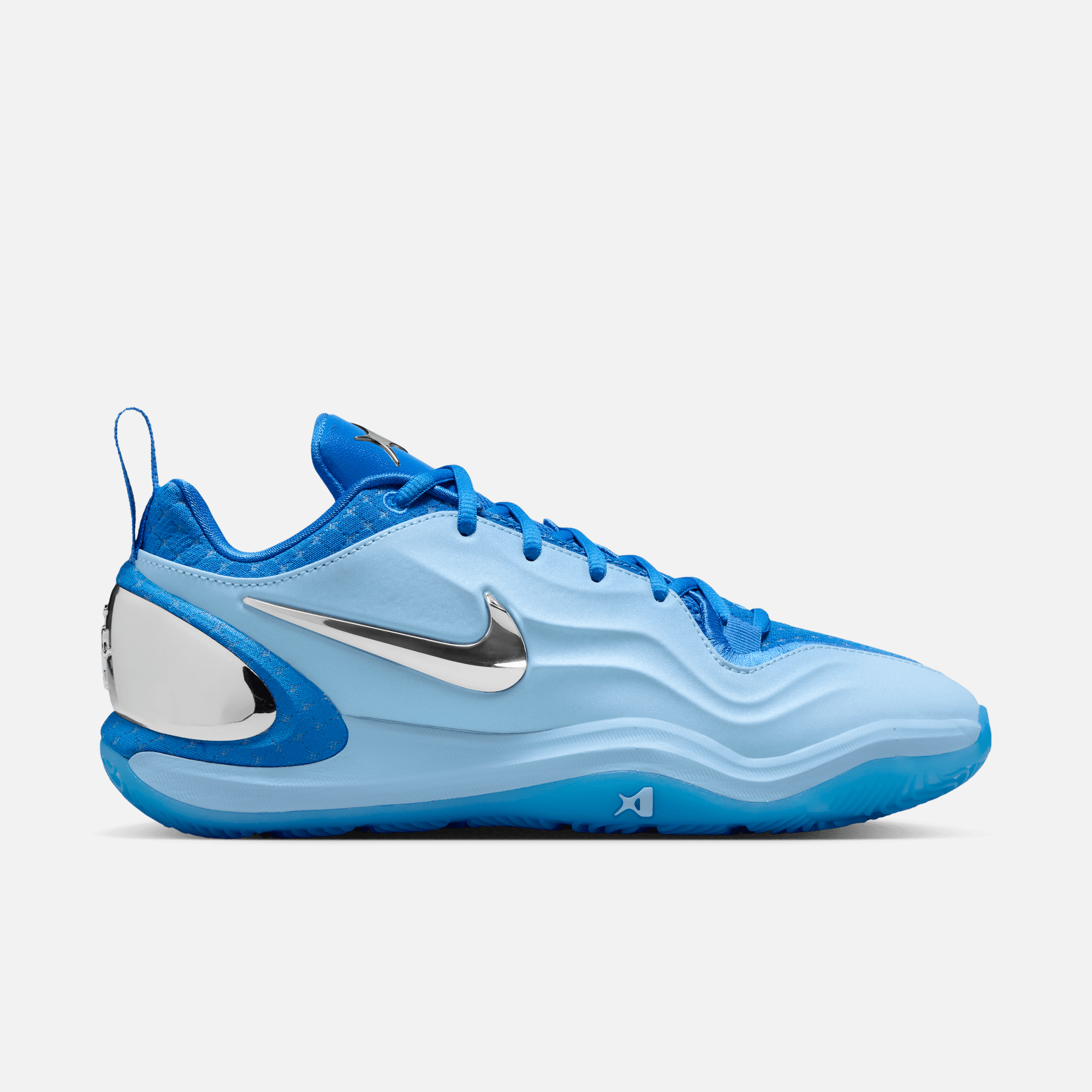 Nike Women's A'Two Still Loading