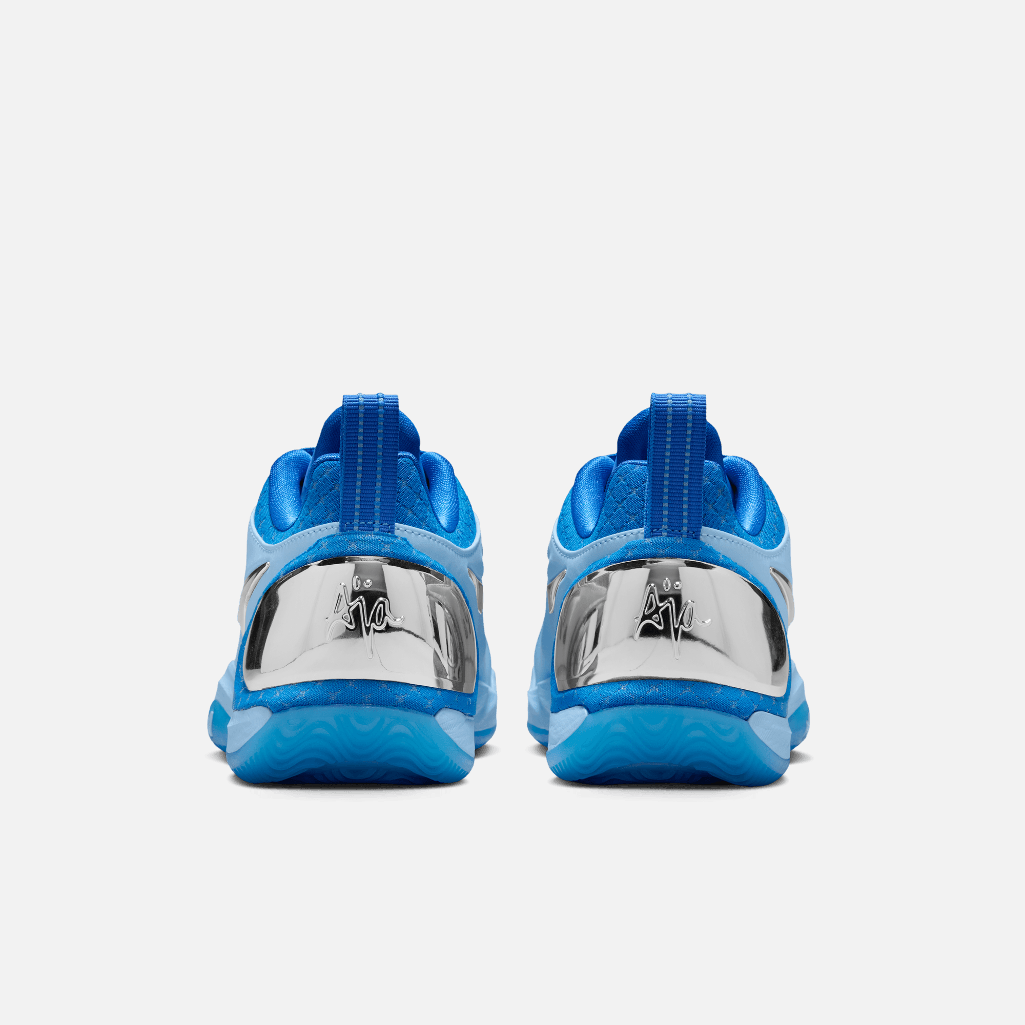 Nike Women's A'Two Still Loading