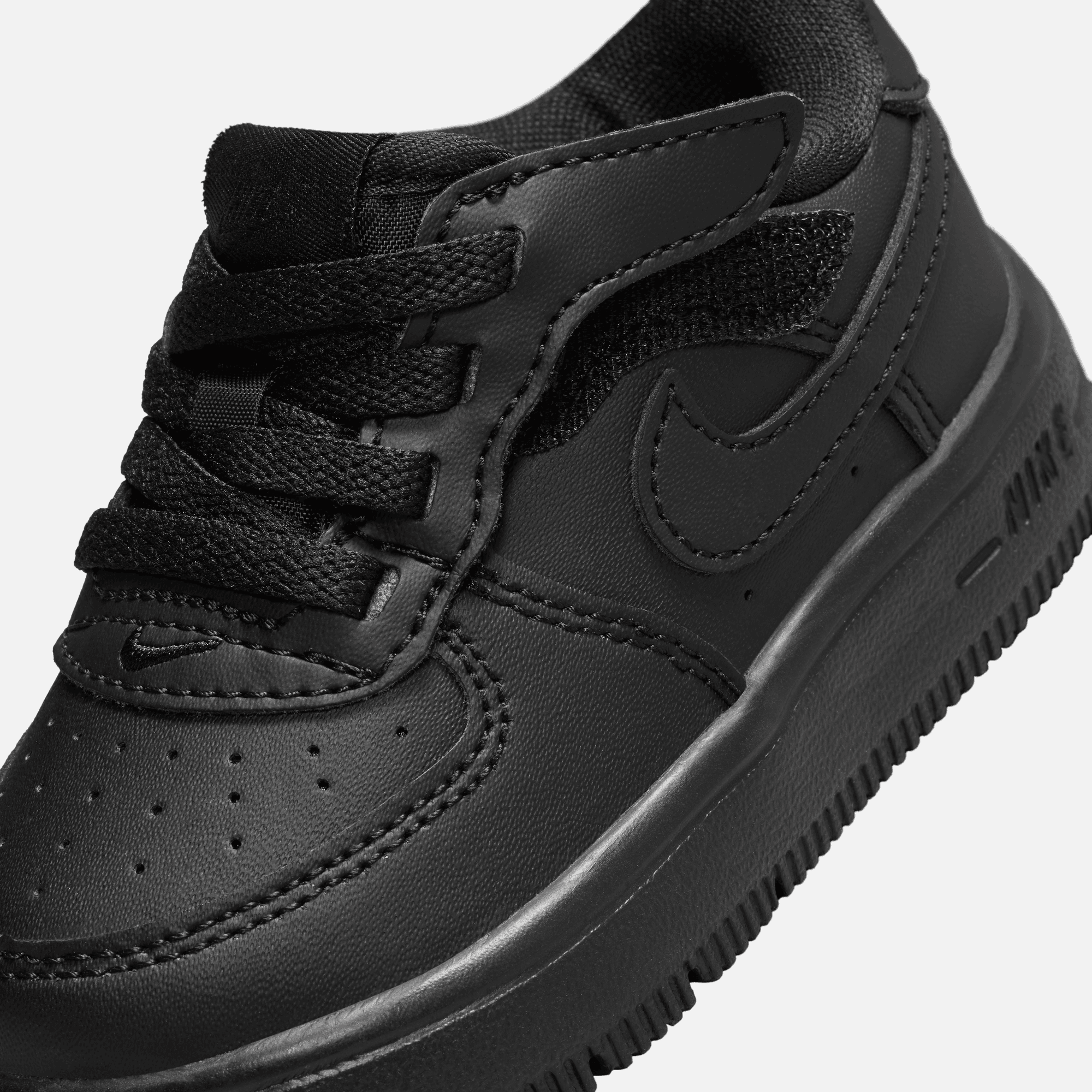 Nike Kids' Force 1 Low Easyon Triple Black (TD)