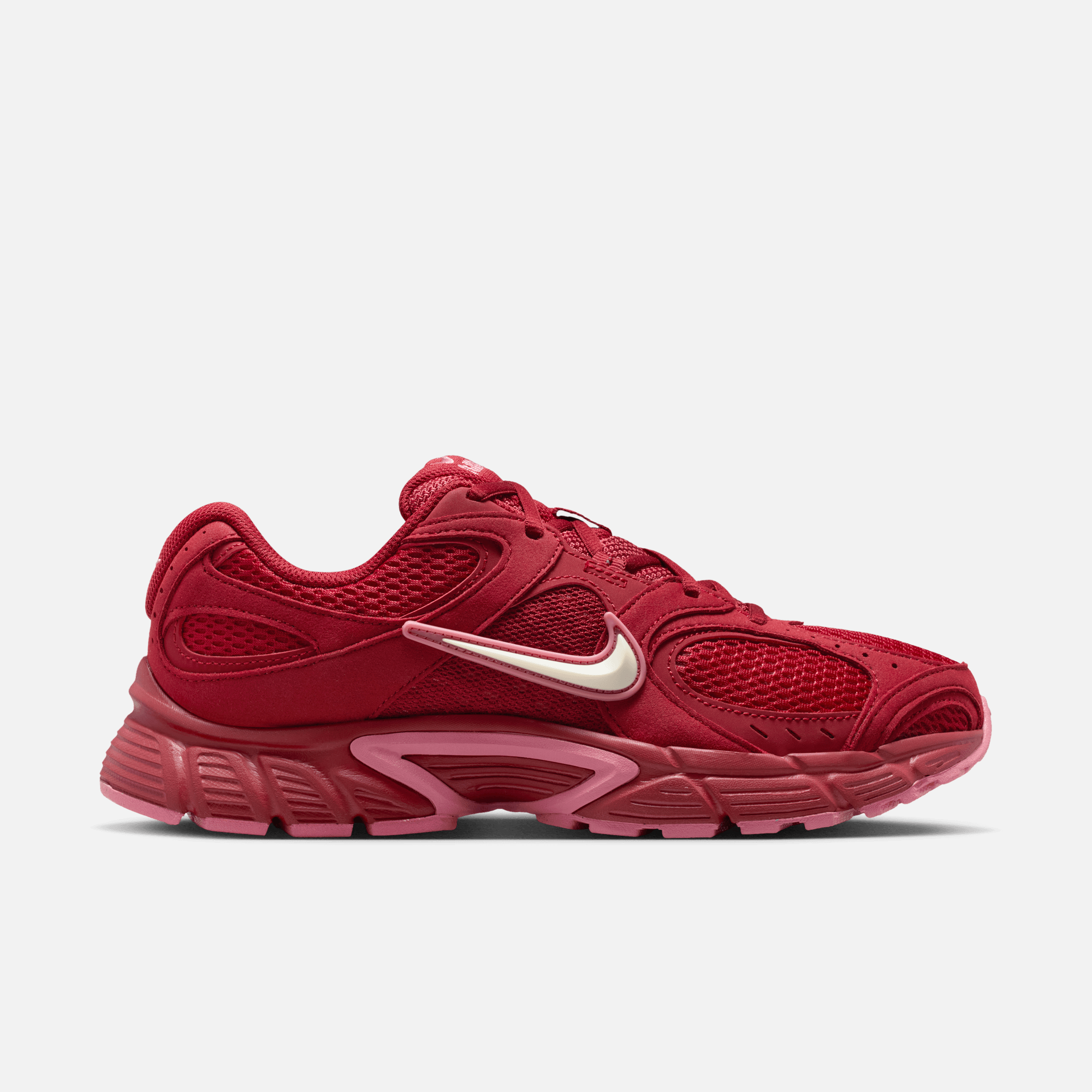 Nike Women's V5 RNR Valentine's Day