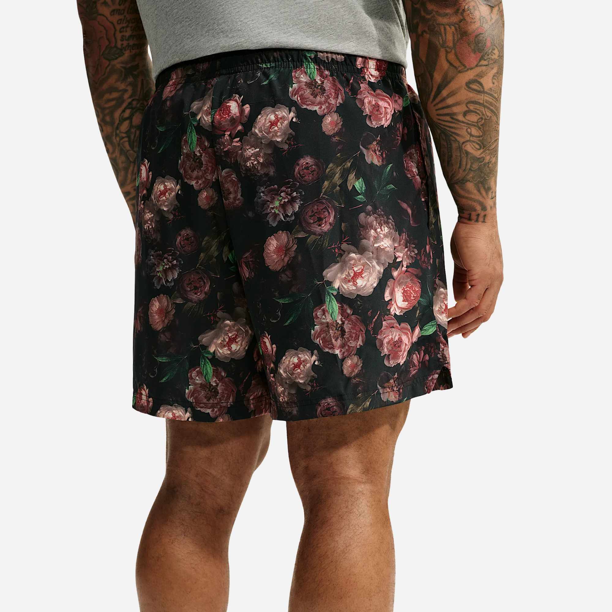 Nike Standard Issue Dri-Fit 5" Basketball Shorts