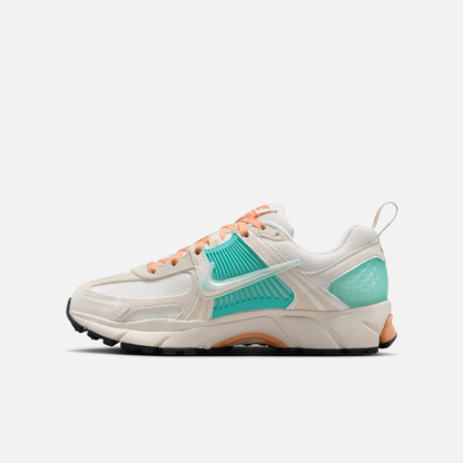 Nike Big Kids' Vomero 5 Bleached Turquiose Orange Chalk (GS)