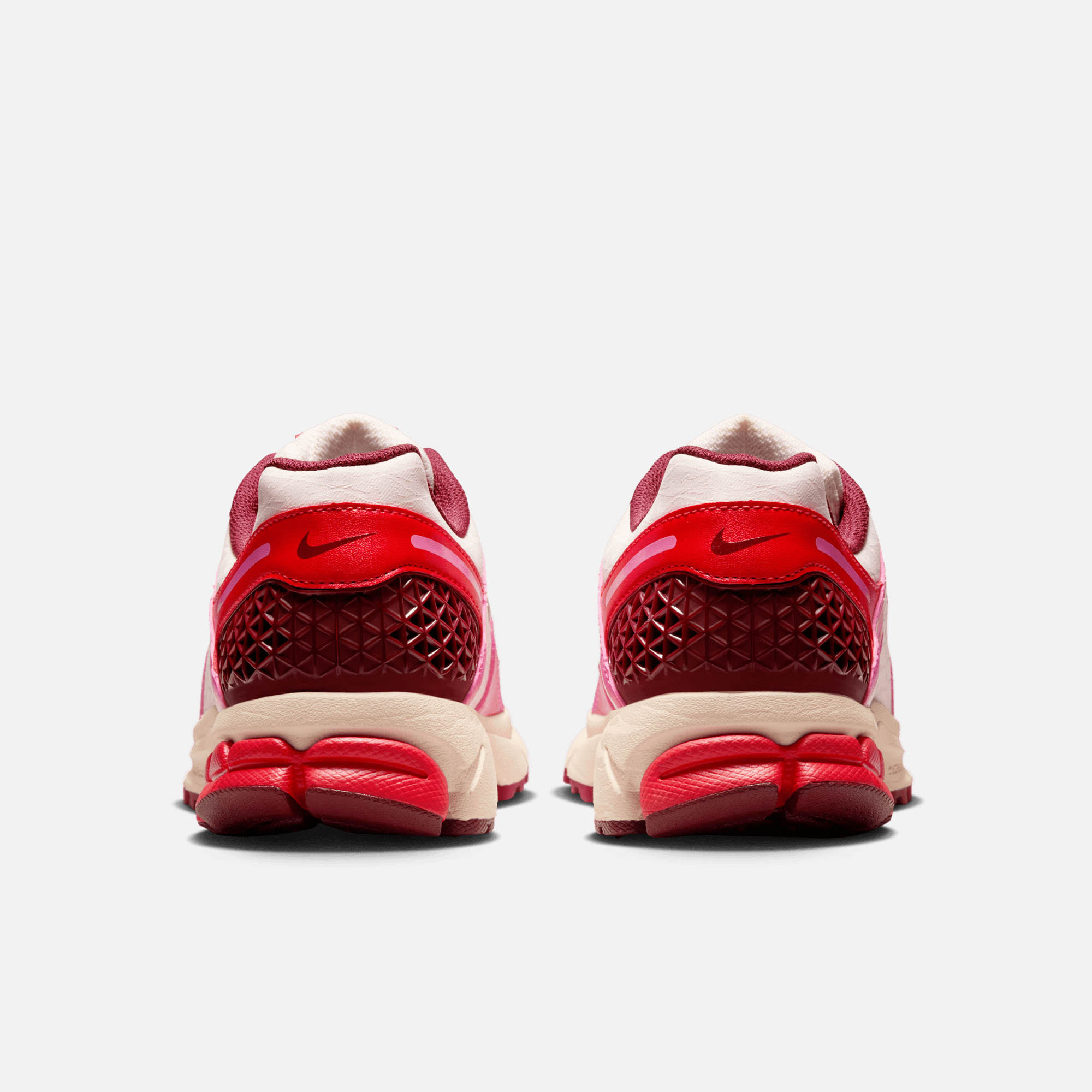 Nike Women's Zoom Vomero 5 Light Soft Pink Team Red