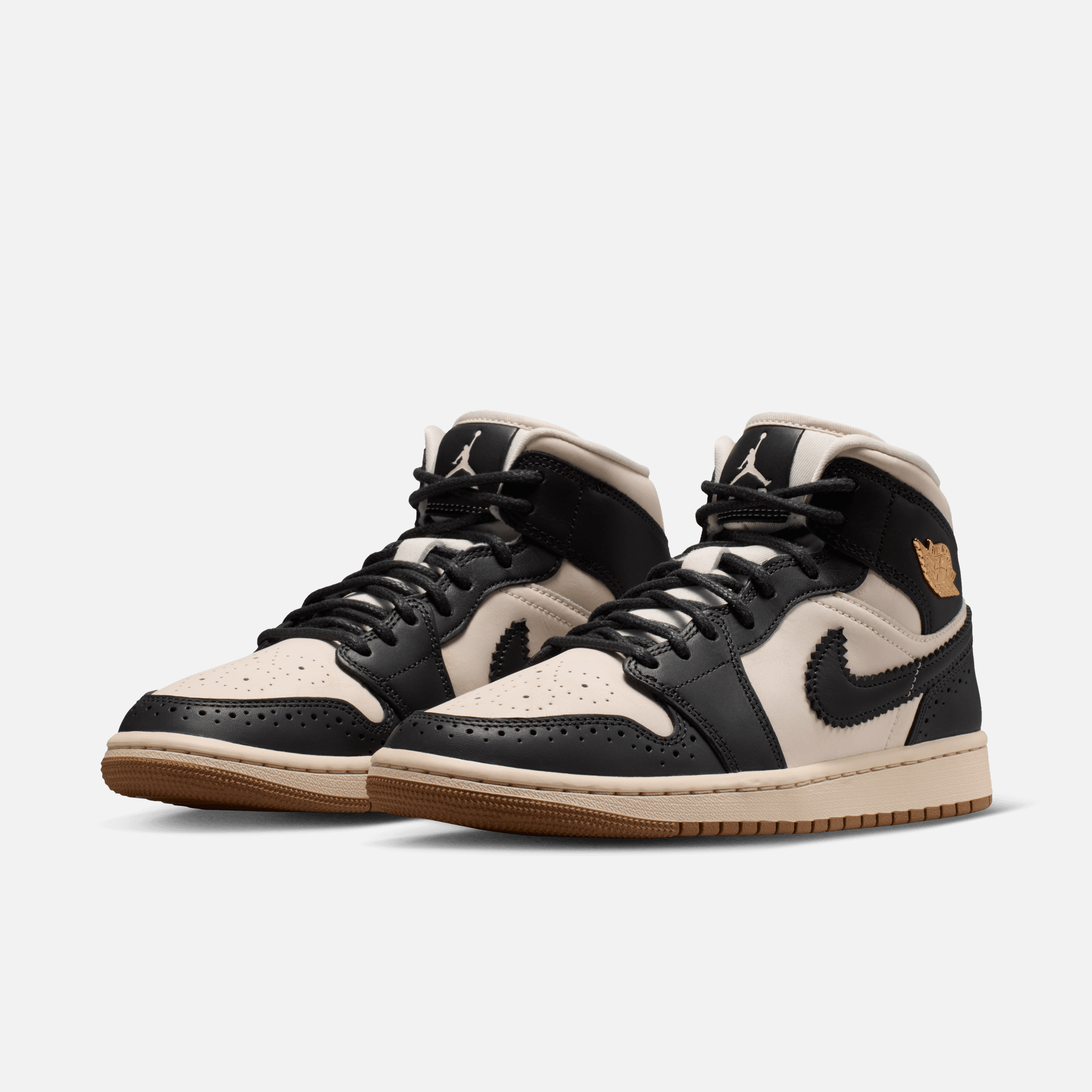 Air Jordan Women's 1 Mid SE Off Noir Chalk