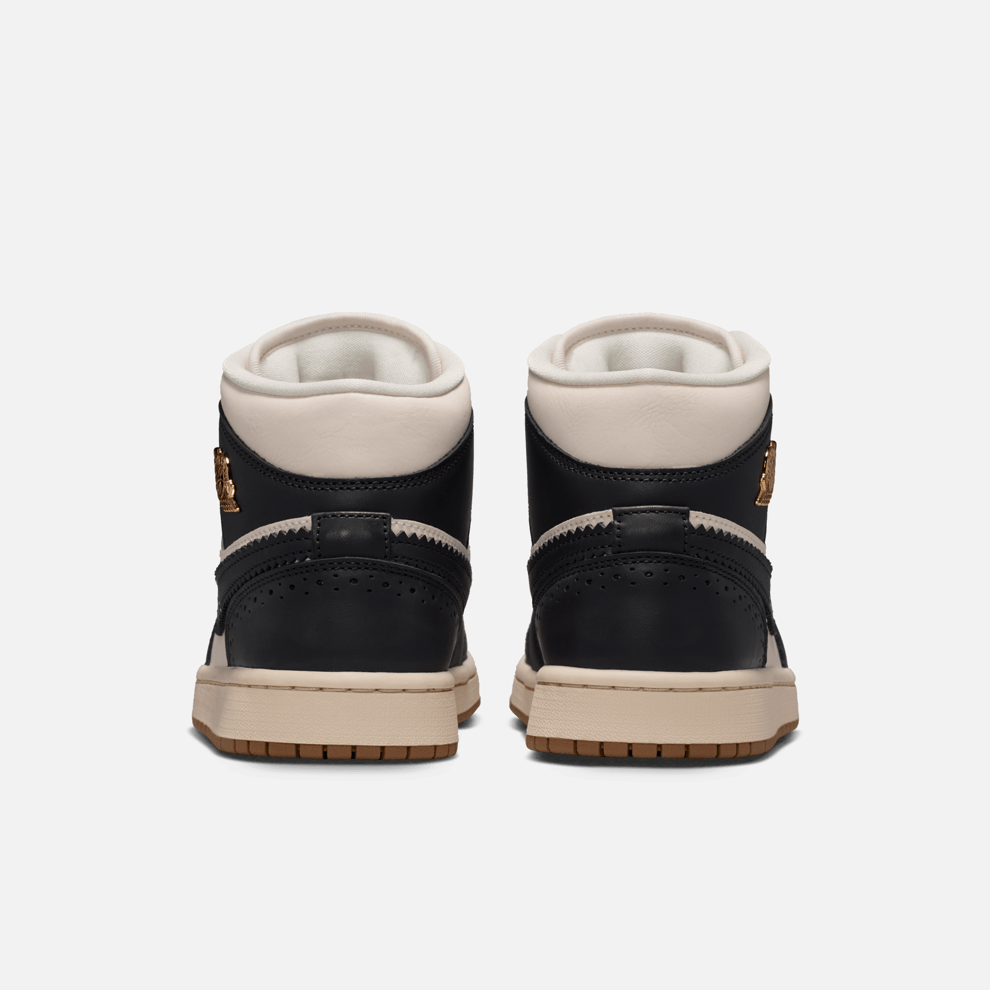 Air Jordan Women's 1 Mid SE Off Noir Chalk