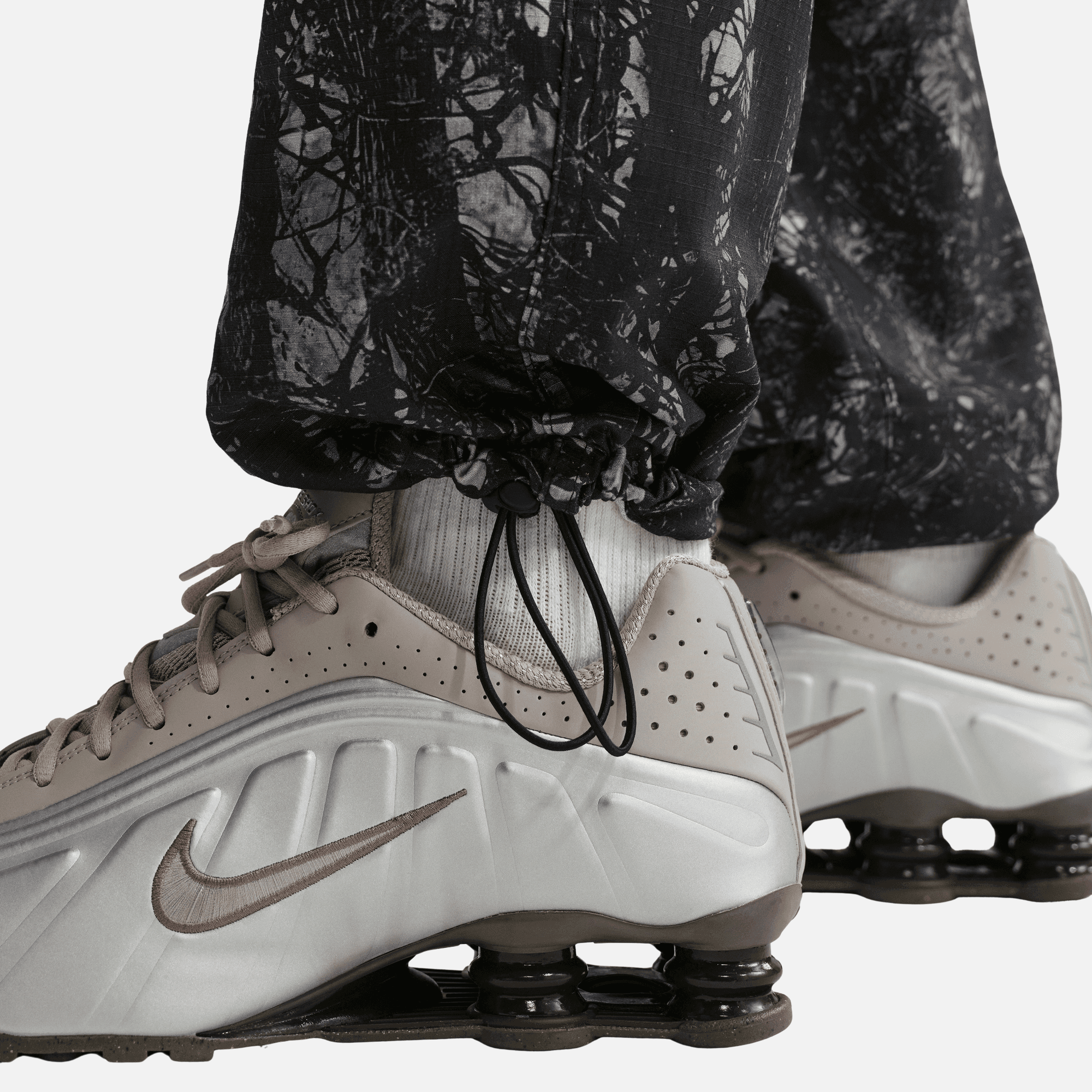 Nike Club Black Woven Cargo Pants