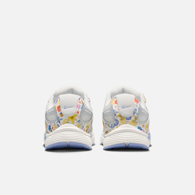 Nike Big Kids' V5 RNR SE Summit White Light Thistle (GS)