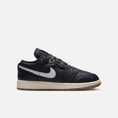 Air Jordan Big Kids' 1 Low SE Off Noir University Red (GS)